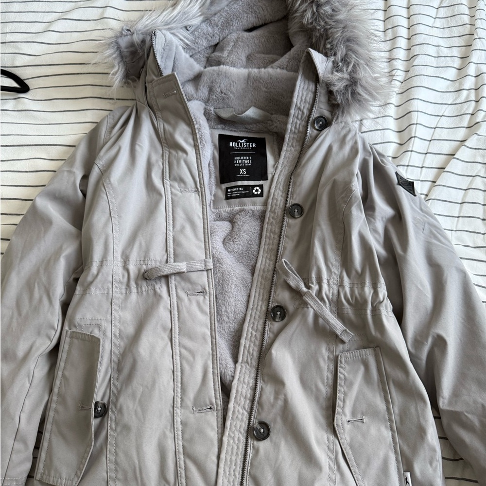Hollister Light Gray Heritage Parka